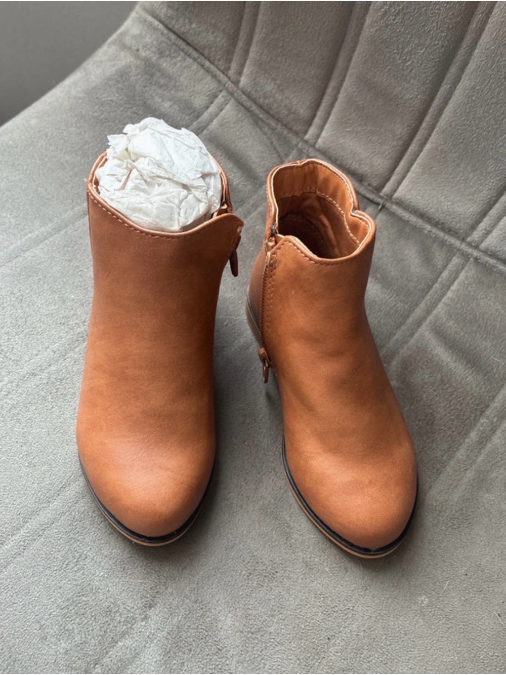 4 for $20
Kids brown ankle boots - Classic Casual Style
